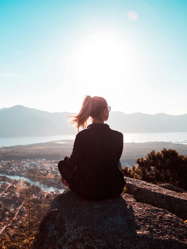 A diferença entre solidão e solitude: Dr. Kalil e Monja Coen explicam