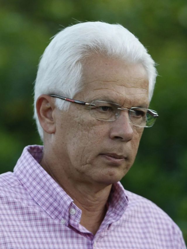 Ex-técnico do Santos reclama de estrangeiros: “Aprendiam com a gente”